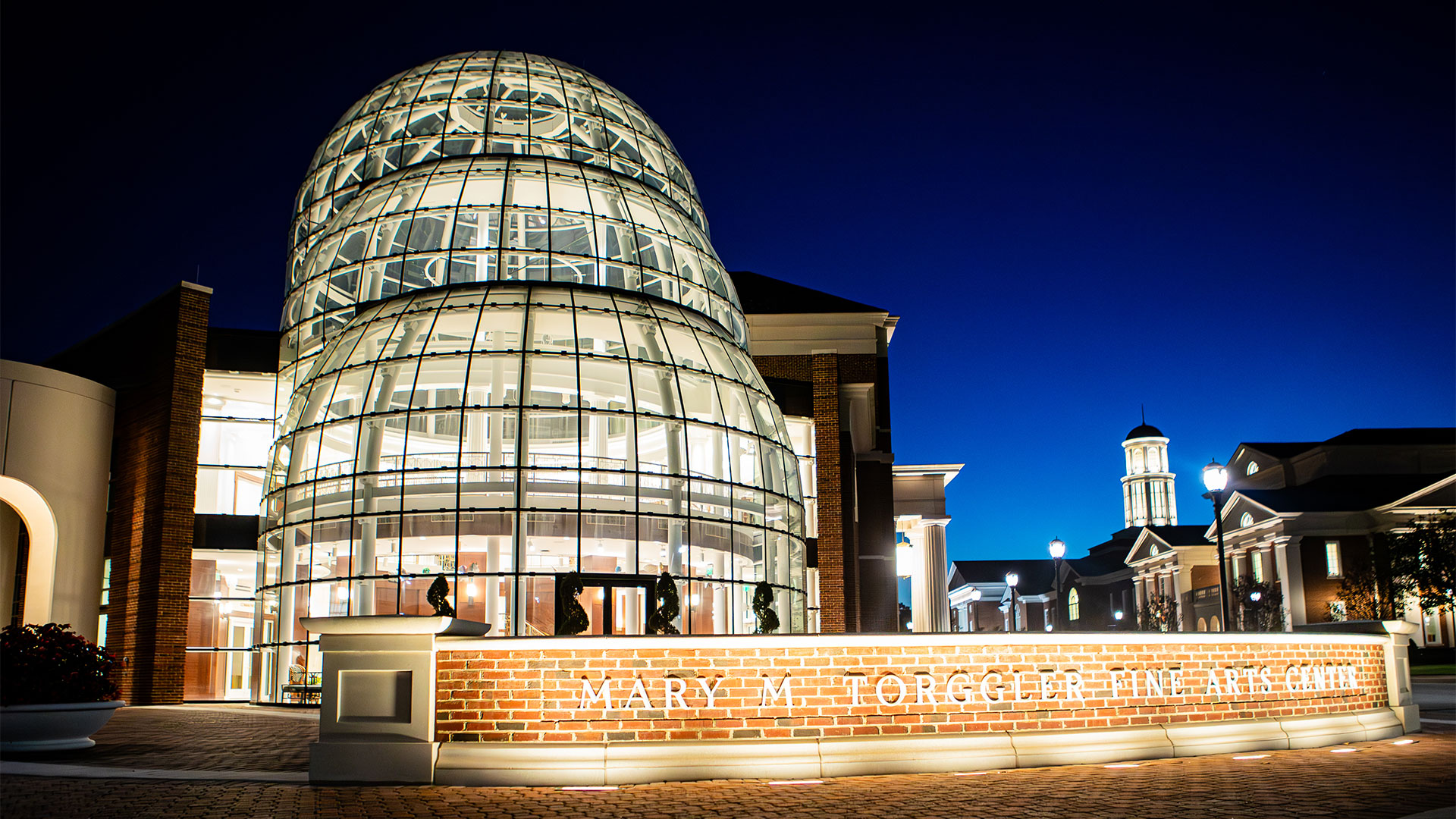 Torggler entrance at night