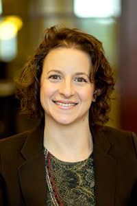 Dr. Elizabeth Kaufer-Busch